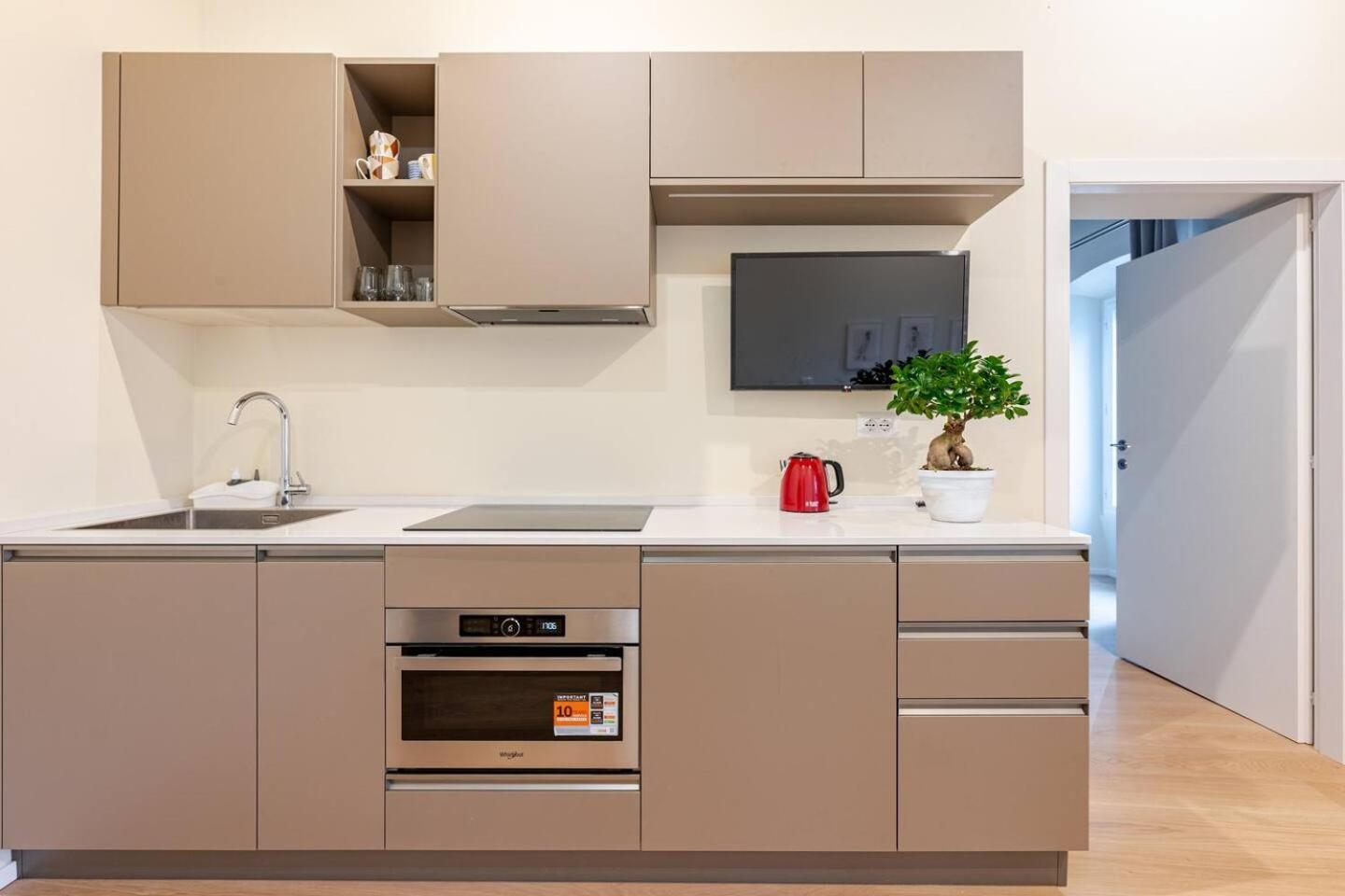 Ripetta Views Luxury And Alloggio in famiglia *